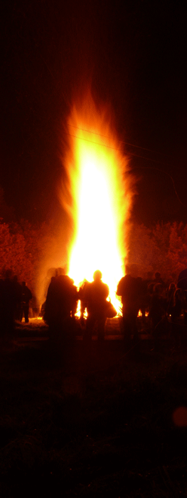 Heyshott Bonfire Event Information Heyshott Bonfire 2017 - Saturday 4th November 2017 Event Information Bonfire Fireworks