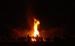Heyshott Bonfire - Annual Torchlight Procession, Heyshott Bonfire and Firework display in Heyshott, Midhurst West Sussex